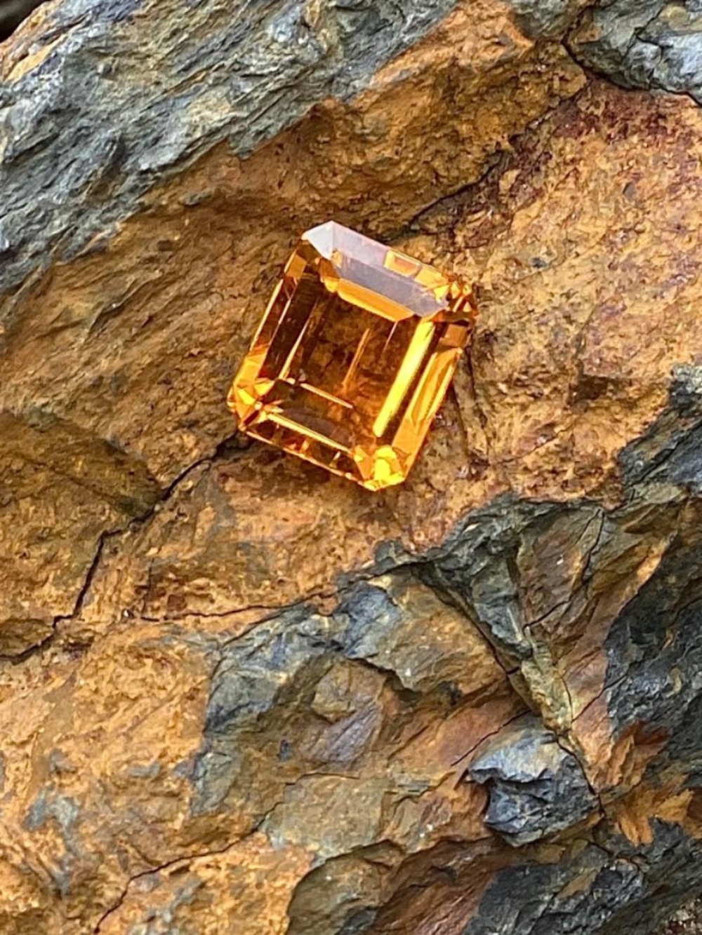 25 Carat Emerald Cut Citrine, NWT, 19mmx12mm